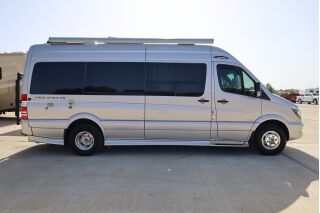 2015 LEISURE TRAVEL FREE SPIRIT SS