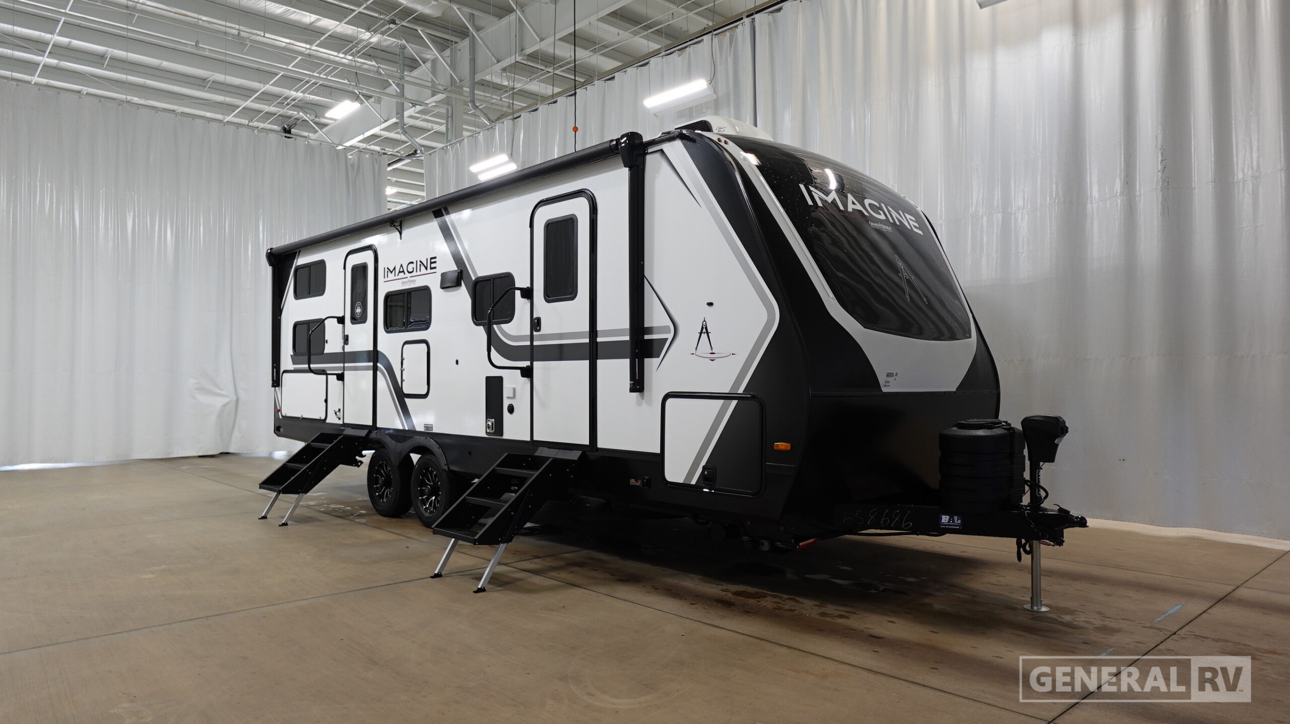 2027 Grand Design IMAGINE 2470BH in north canton OH