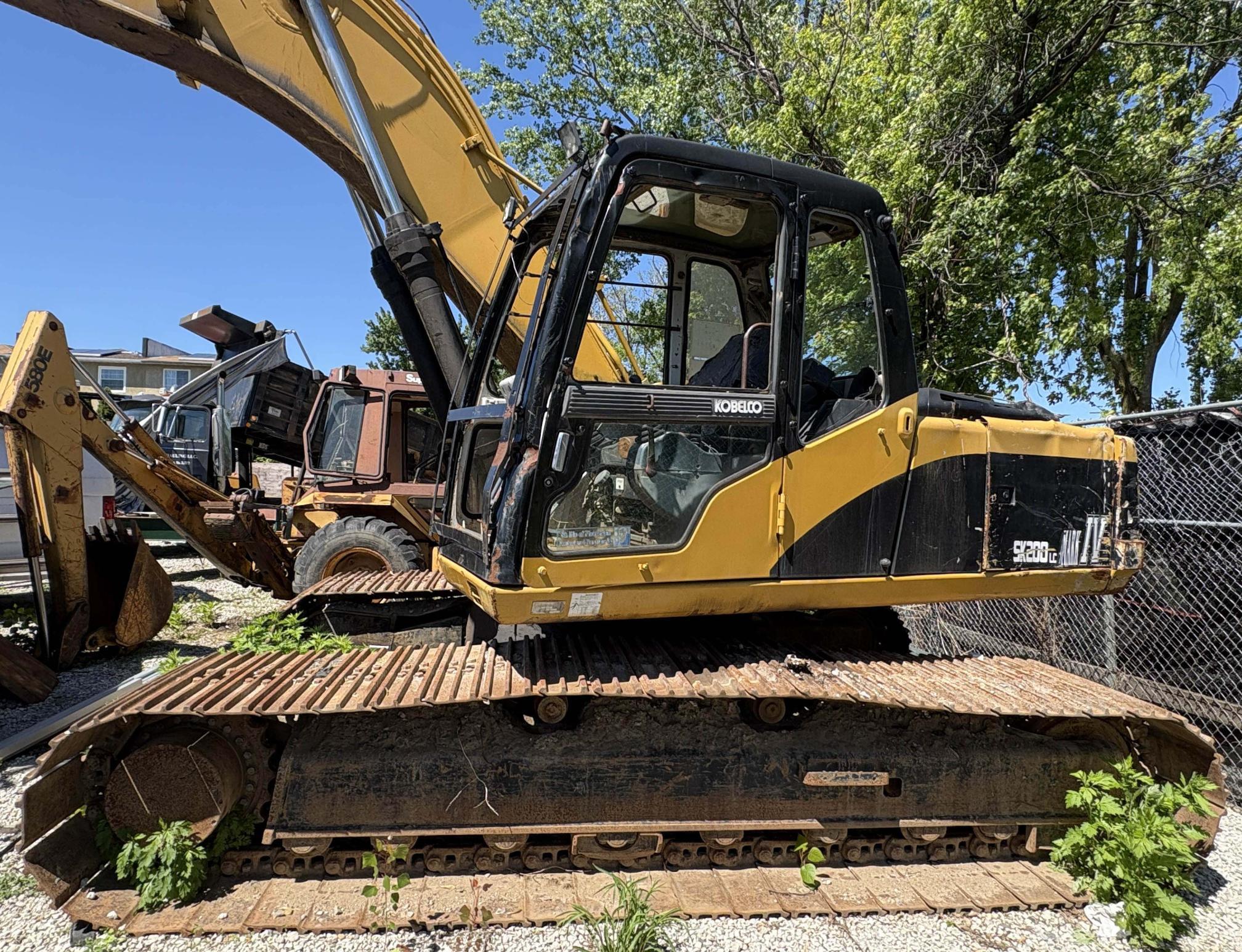 1998 KOBELCO SK200LC Mark IV in Brooklyn, NY