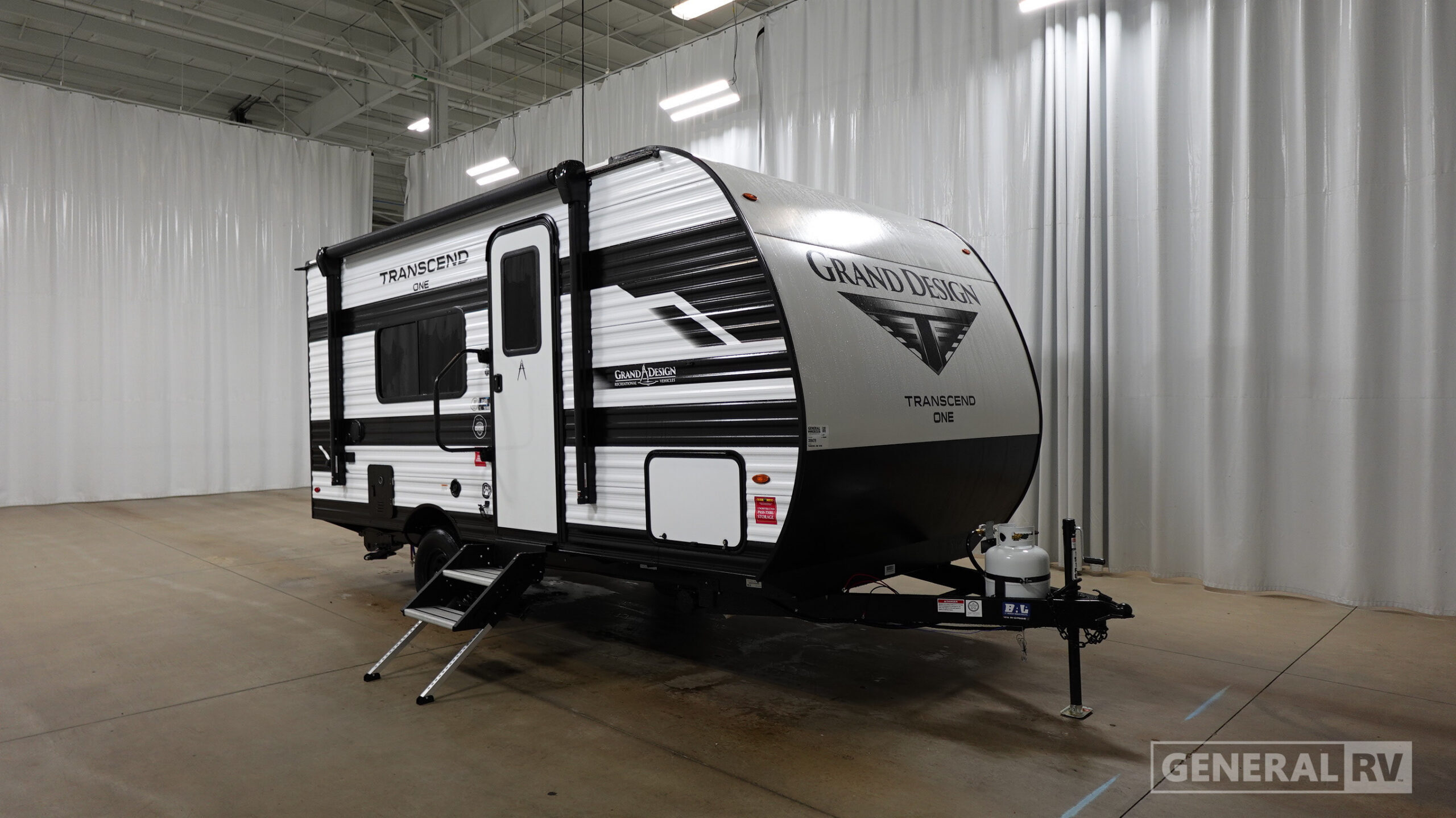 2027 Grand Design TRANSCEND-ONE 151RB in clarkston MI