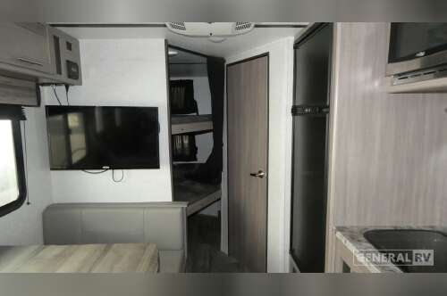 2021 Crossroads Rv Sunset Trail Super Lite 186BH in south weber UT