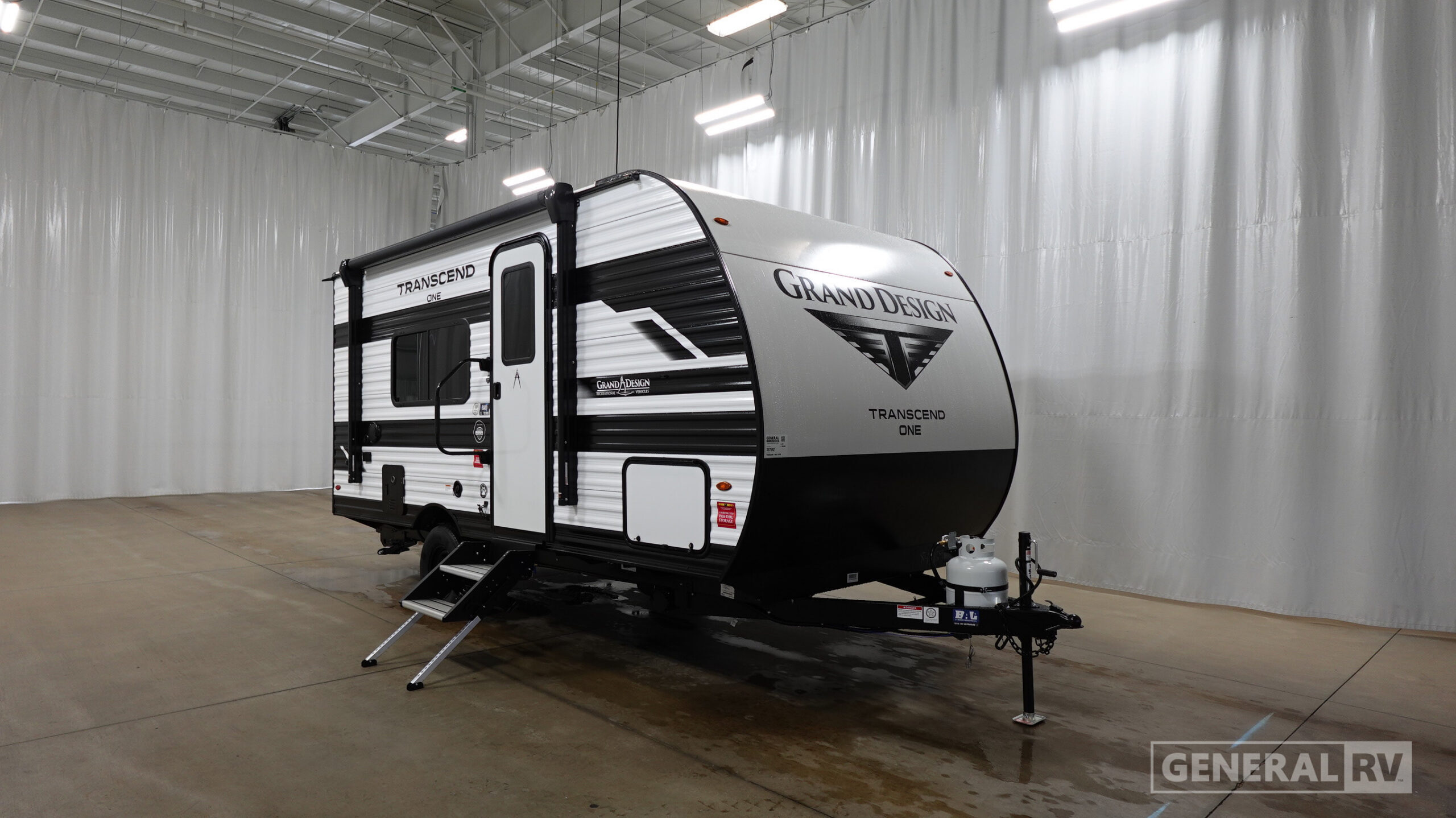 2027 Grand Design Transcend One 151RB in wayland MI