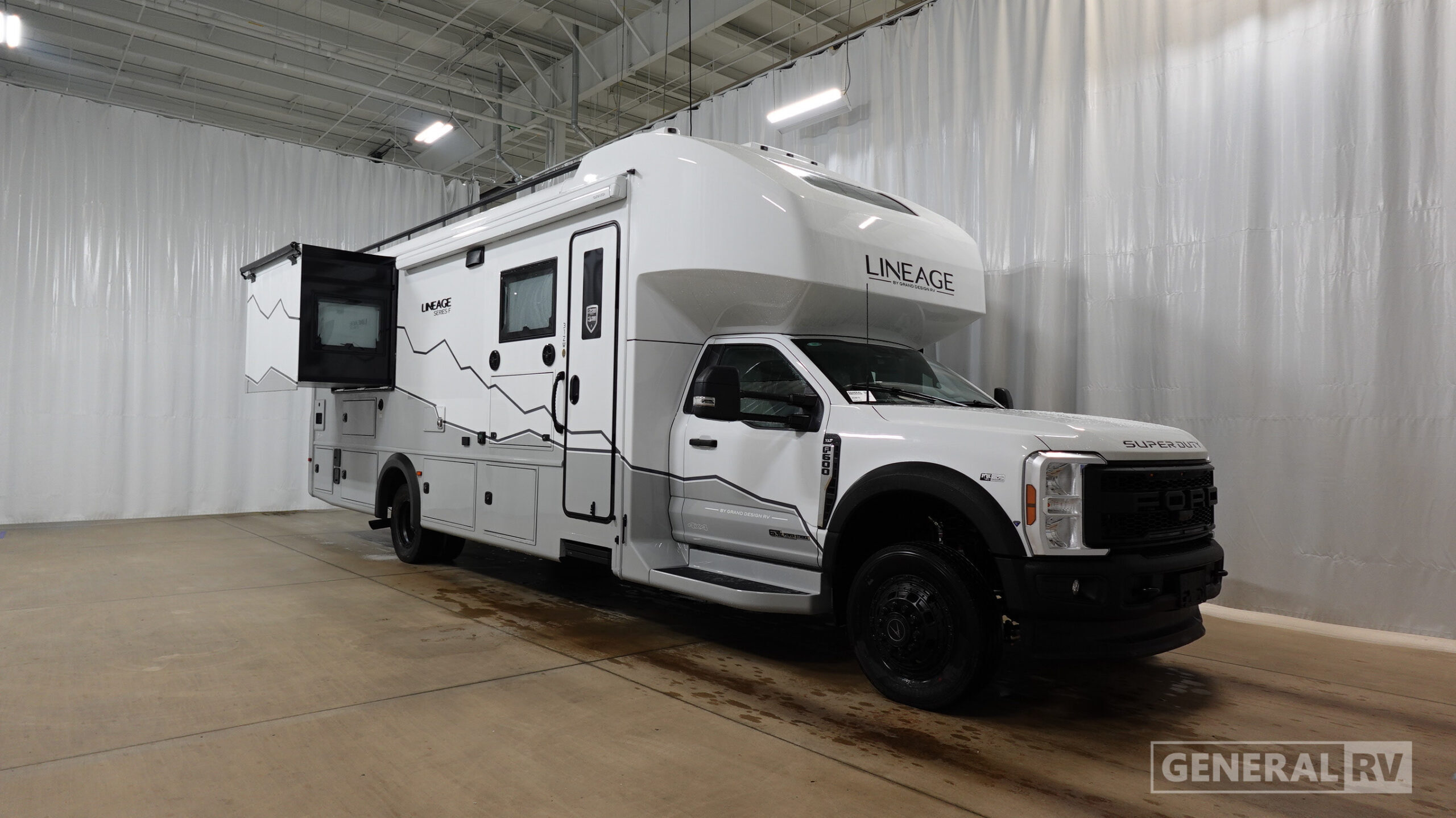 2027 Grand Design LINEAGE 31ZW in wayland MI