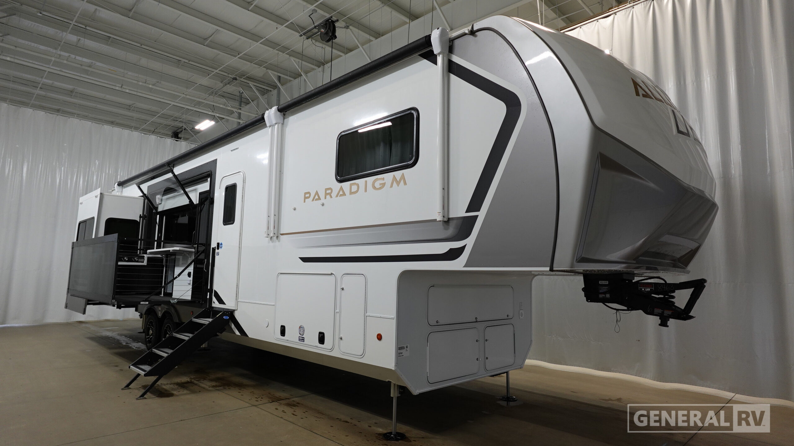 2026 Alliance Rv PARADIGM 388SP in birch run MI
