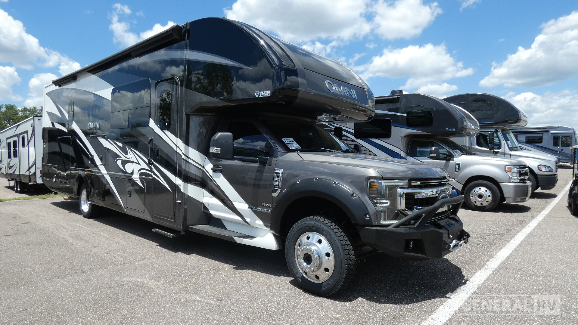 2021 Thor Motor Coach OMNI SV34 Super C RV