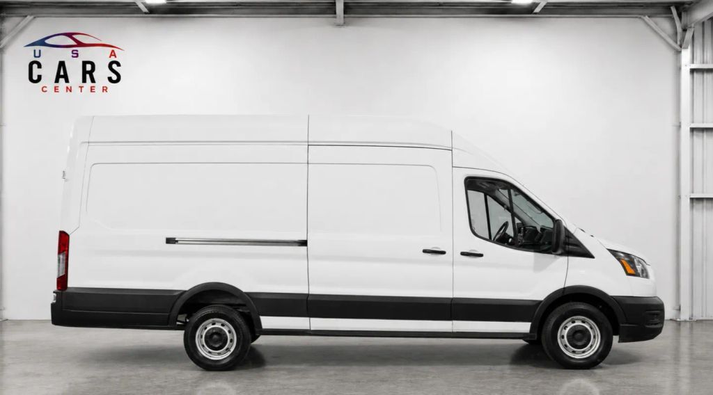 2025 FORD TRANSIT 250 in Langhorne, PA