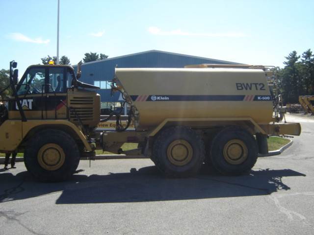 2008 Caterpillar 725 in Wayne, MI