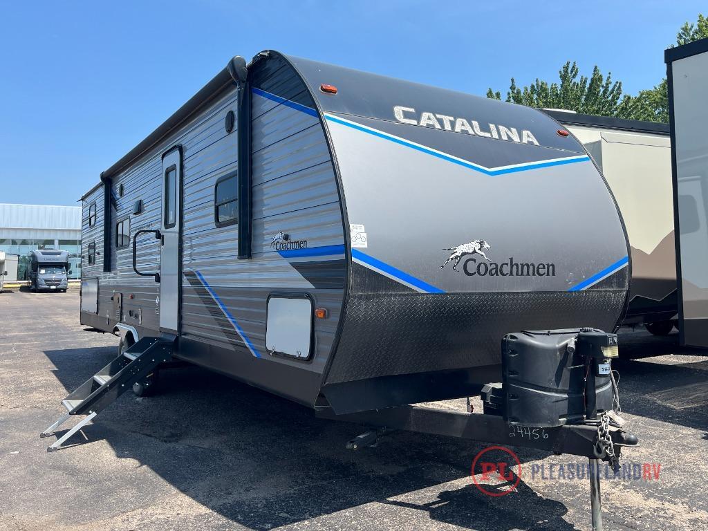2022 Coachmen Rv Catalina Legacy 303QBCK in shakopee MN