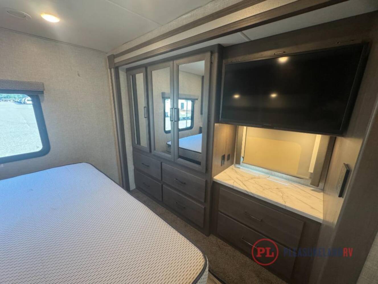 A photo of this 2023 Thor Motor Coach Hurricane 34J