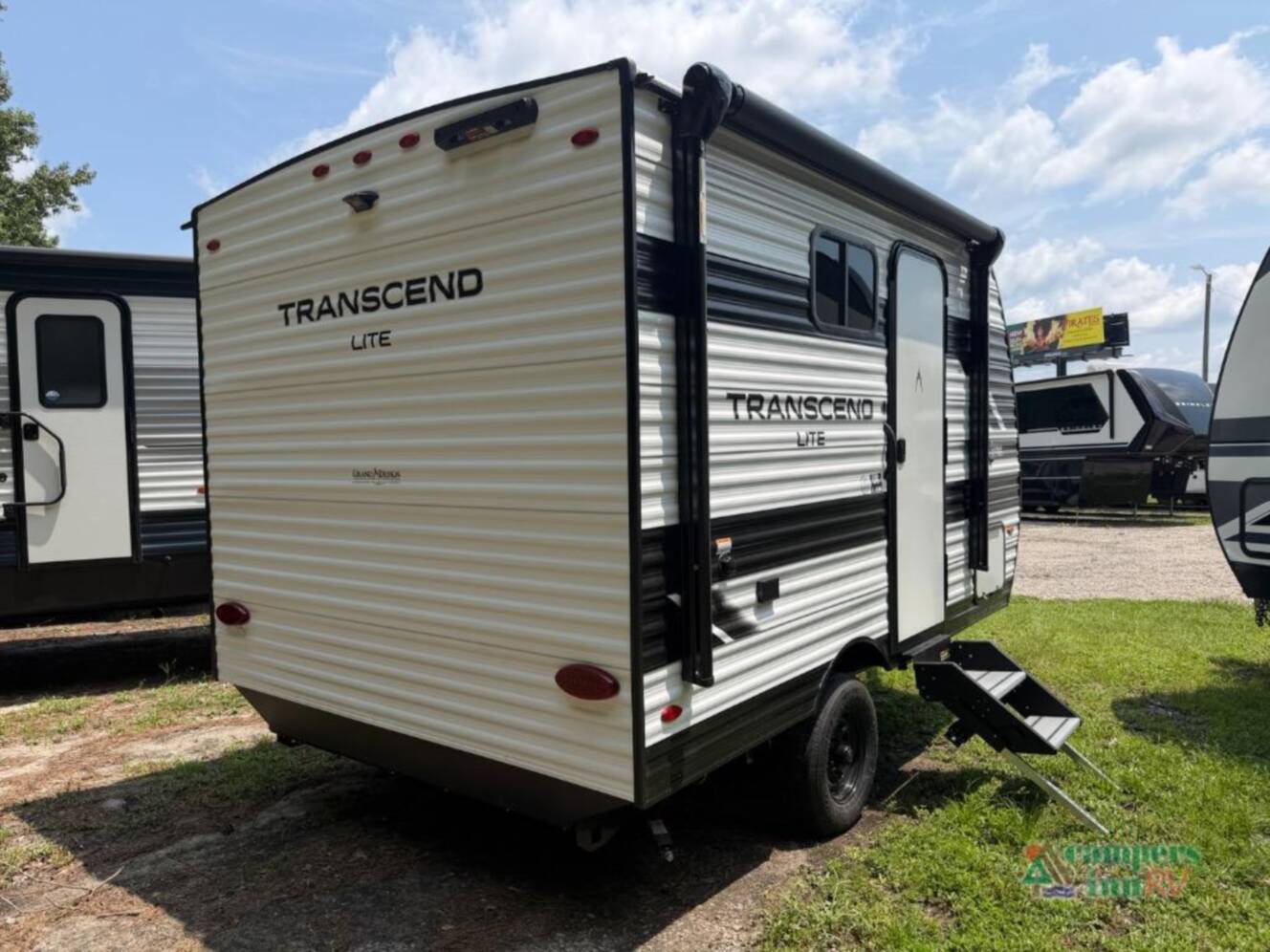 A photo of this 2027 Grand Design Transcend Lite 121RBL