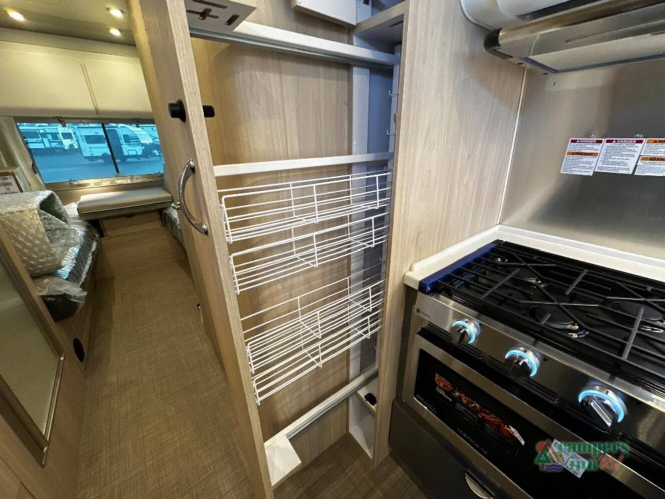 A photo of this 2027 Airstream Globetrotter 25FBT