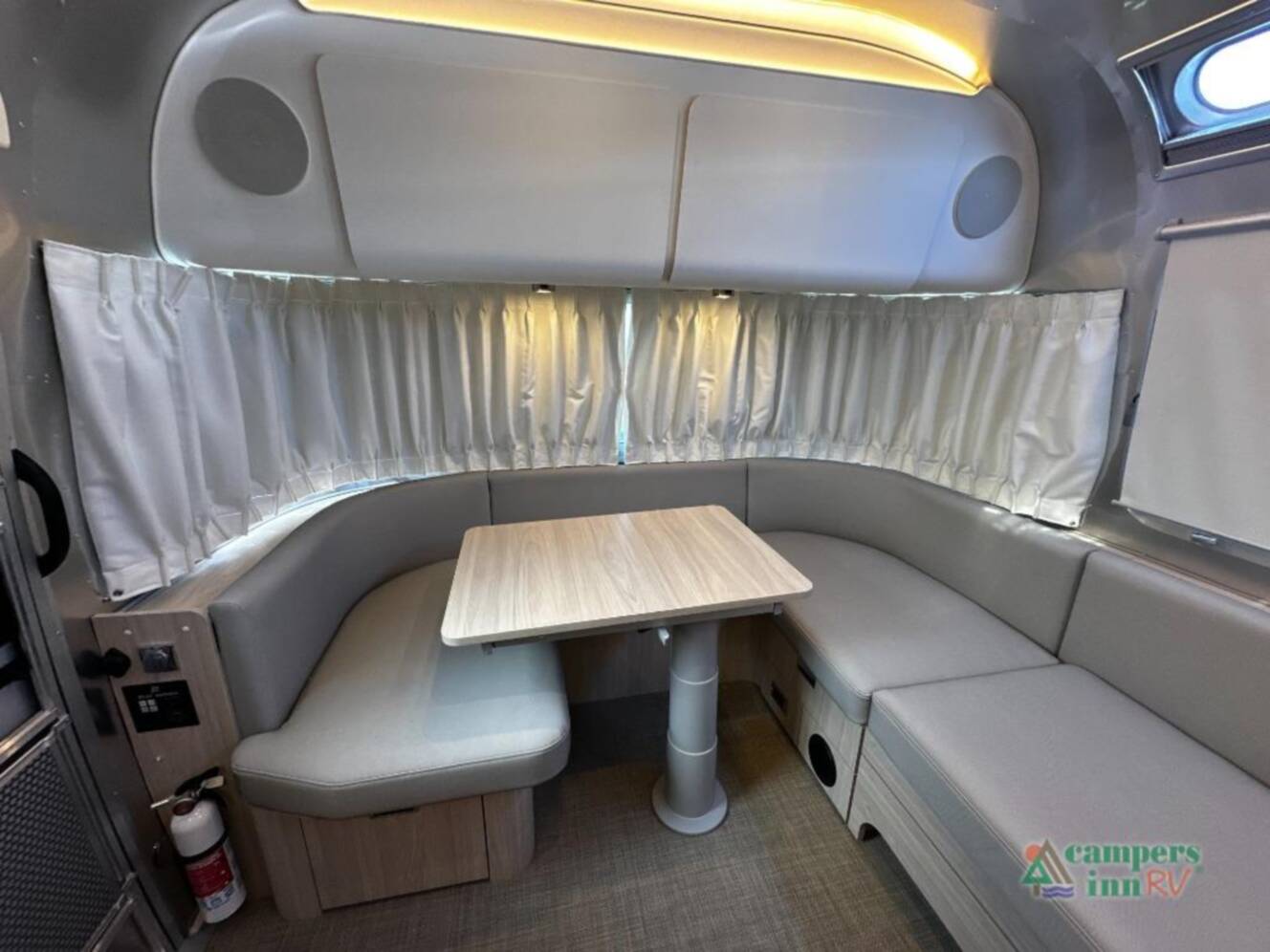 A photo of this 2027 Airstream Globetrotter 25FBT
