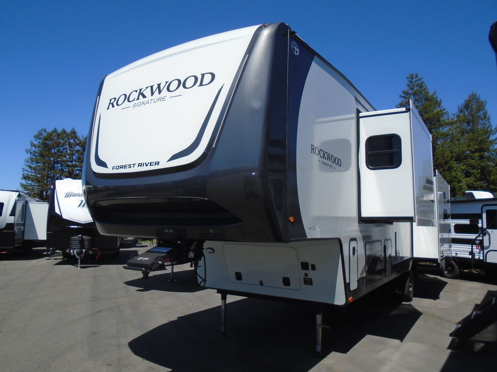 2026 Forest River Rockwood Signature Fifth Wheels 401SFB in santa rosa CA