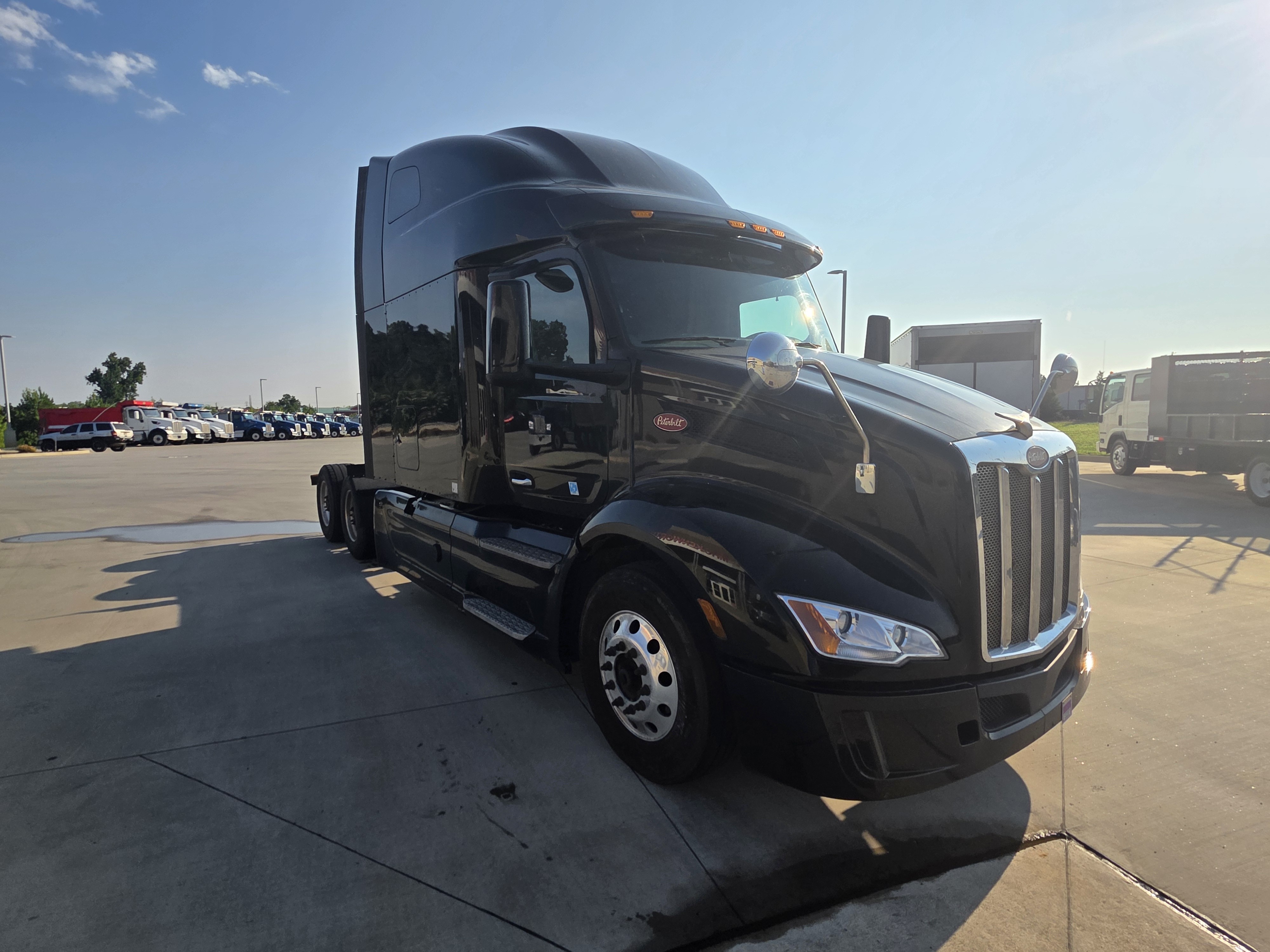 2022 PETERBILT 579 in Charlotte, NC