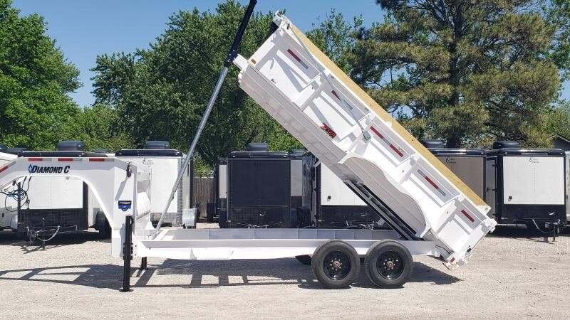 2025 Diamond C Diamond C LPT-210 LOW PROFILE (99555) TELESCOPIC D in Broken Arrow, OK