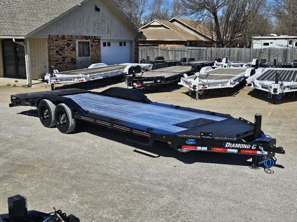 2026 Diamond C LPX 22x80 in Broken Arrow, OK
