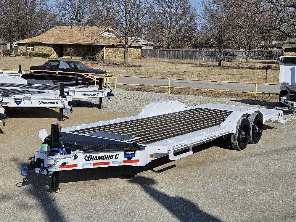 2026 Diamond C LPX 208 in Broken Arrow, OK