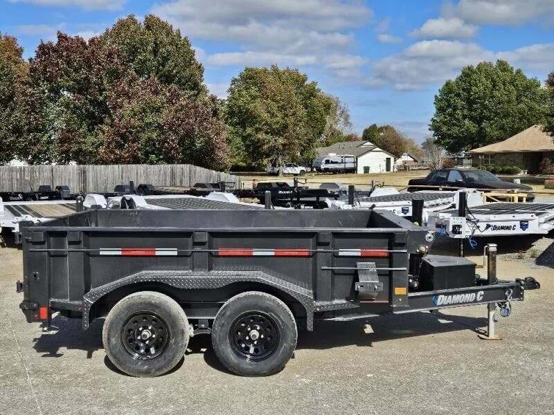 2025 Diamond C GDT-235 Telescoping Dump Trailer 10'x77" 7K GVWR in Broken Arrow, OK