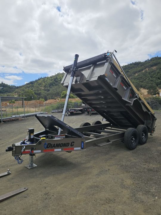 2026 Diamond C Trailers LPT207 14X82 in Roseburg, OR