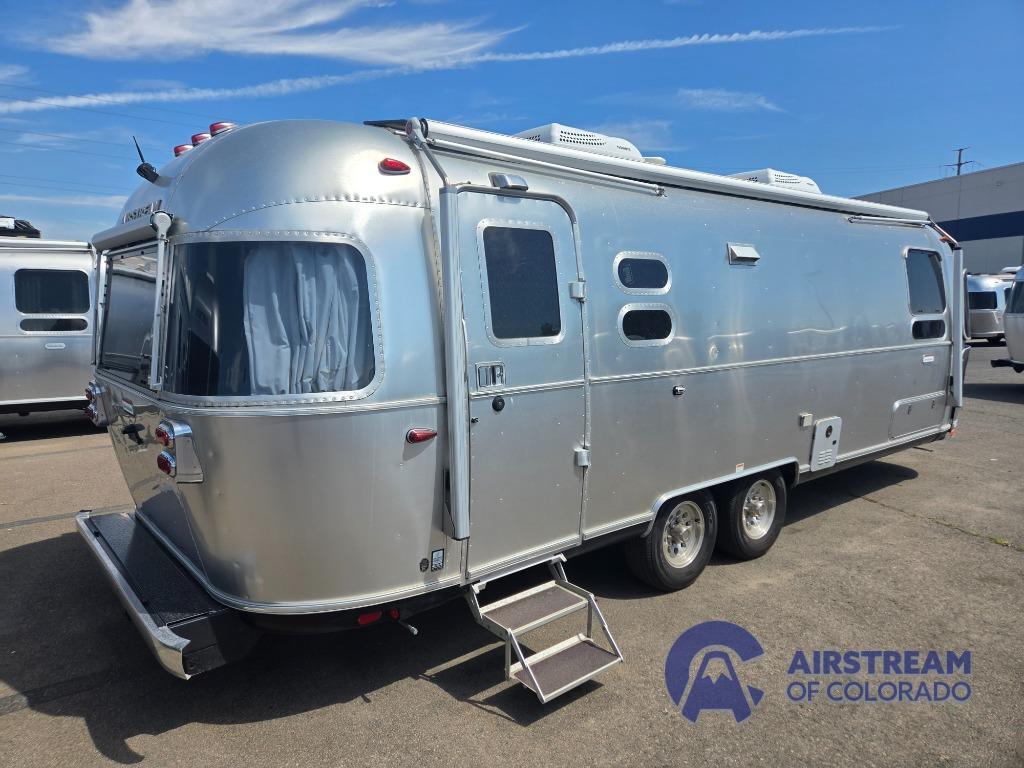 2023 Airstream International 27FB Twin in denver CO