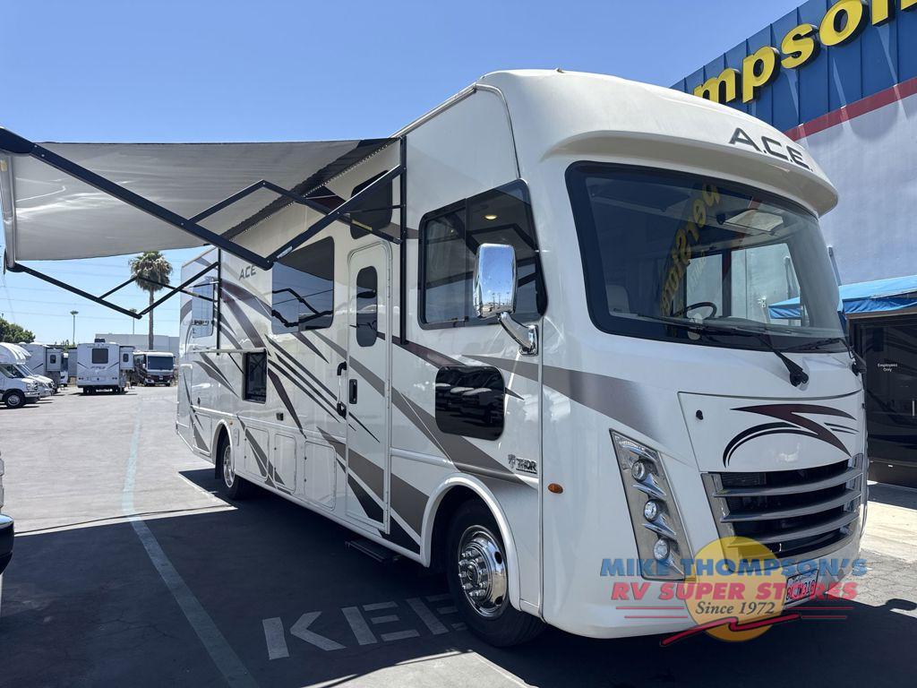 2019 Thor Motor Coach ACE 30.4 in santa fe springs CA
