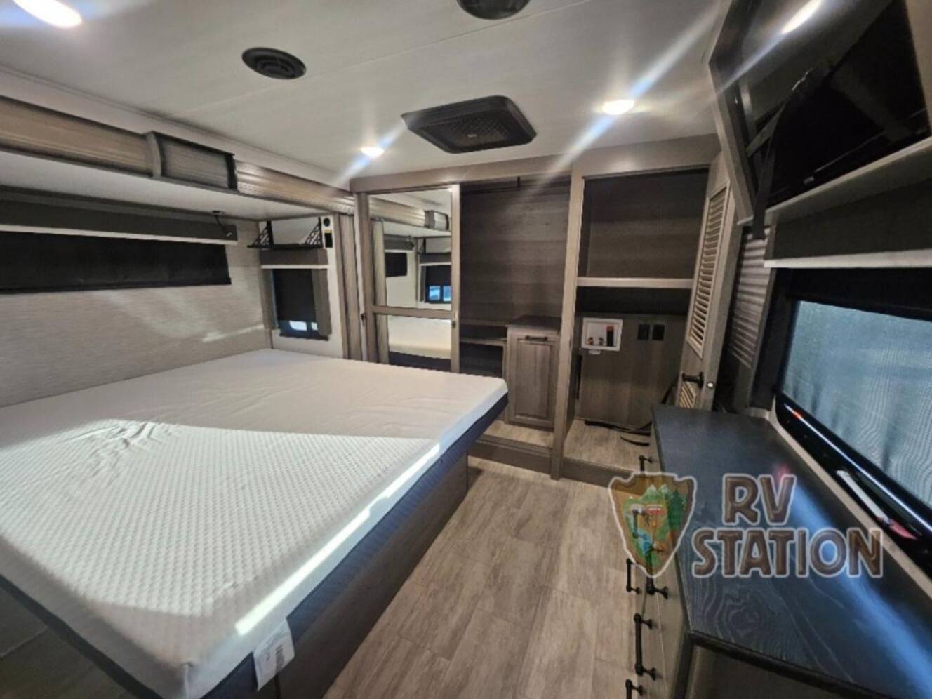 A photo of this 2023 Keystone Rv Montana 3231CK
