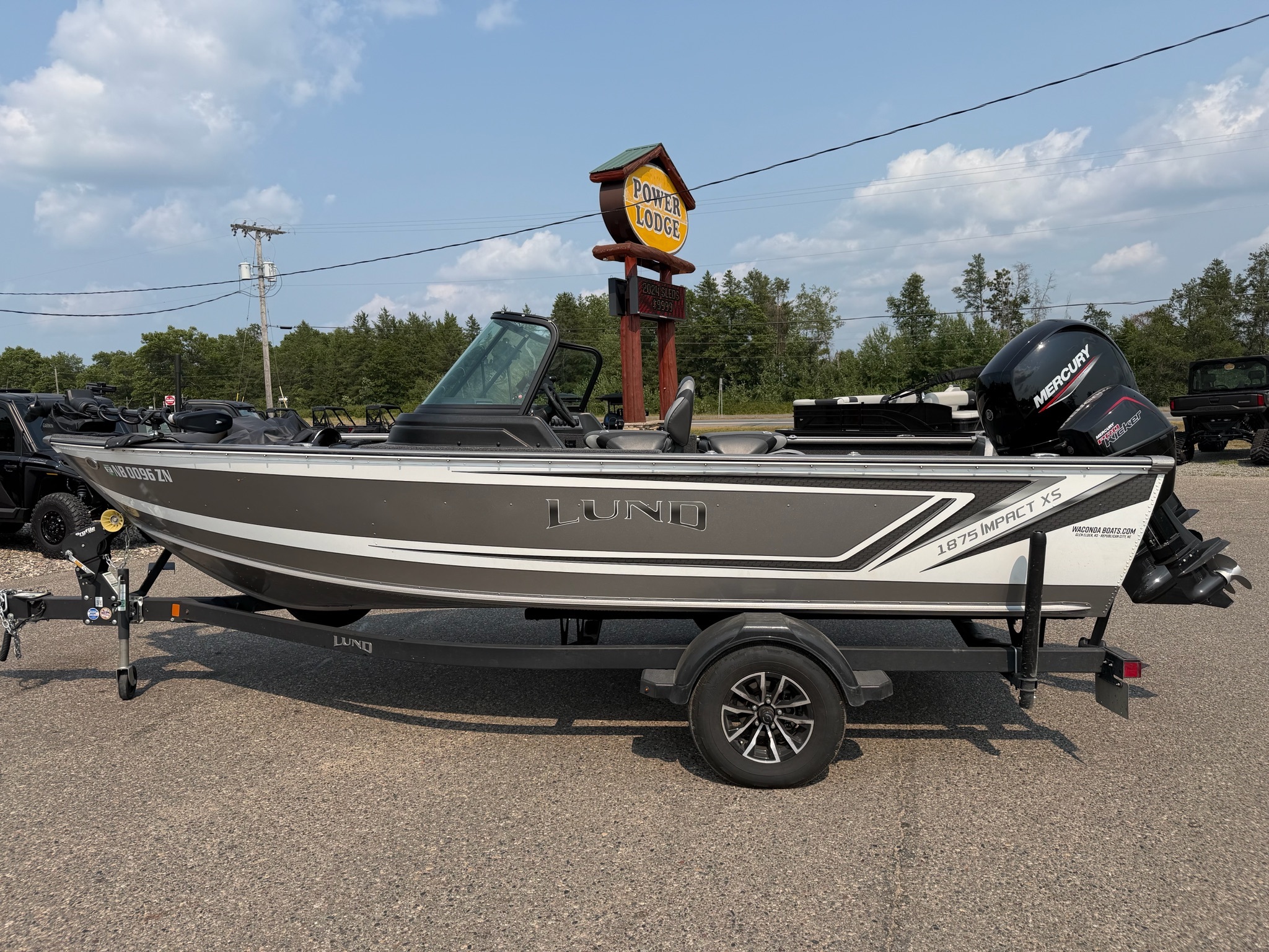 2025 Lund 1875 IMPACT XS in brainerd MN