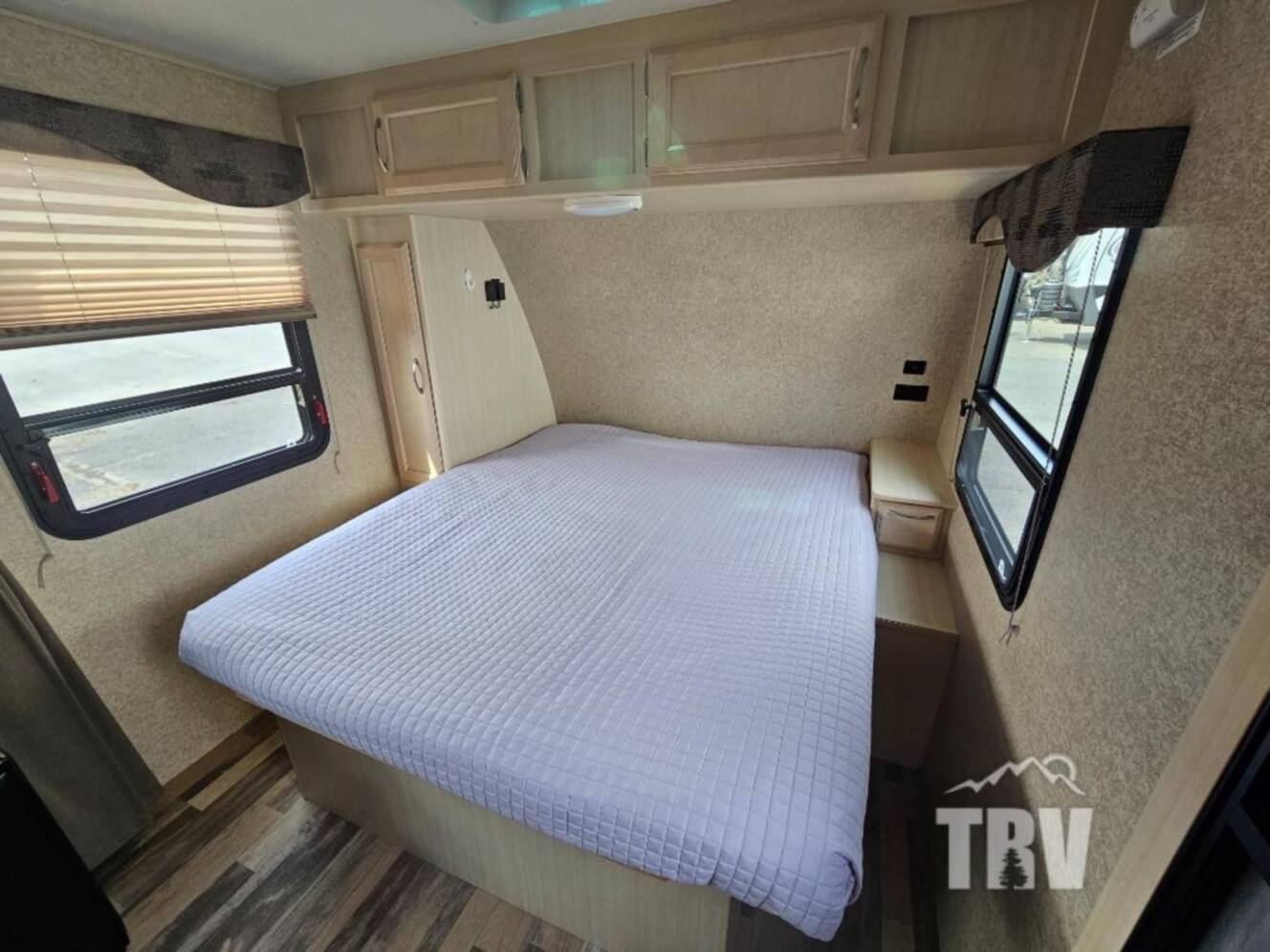 A photo of this 2018 Winnebago Industries Towables Micro Minnie 2106FBS
