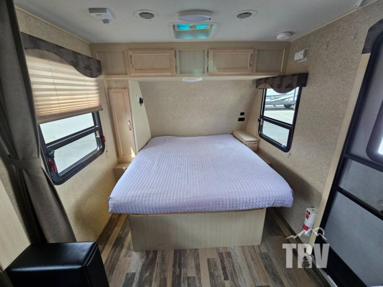 A photo of this 2018 Winnebago Industries Towables Micro Minnie 2106FBS