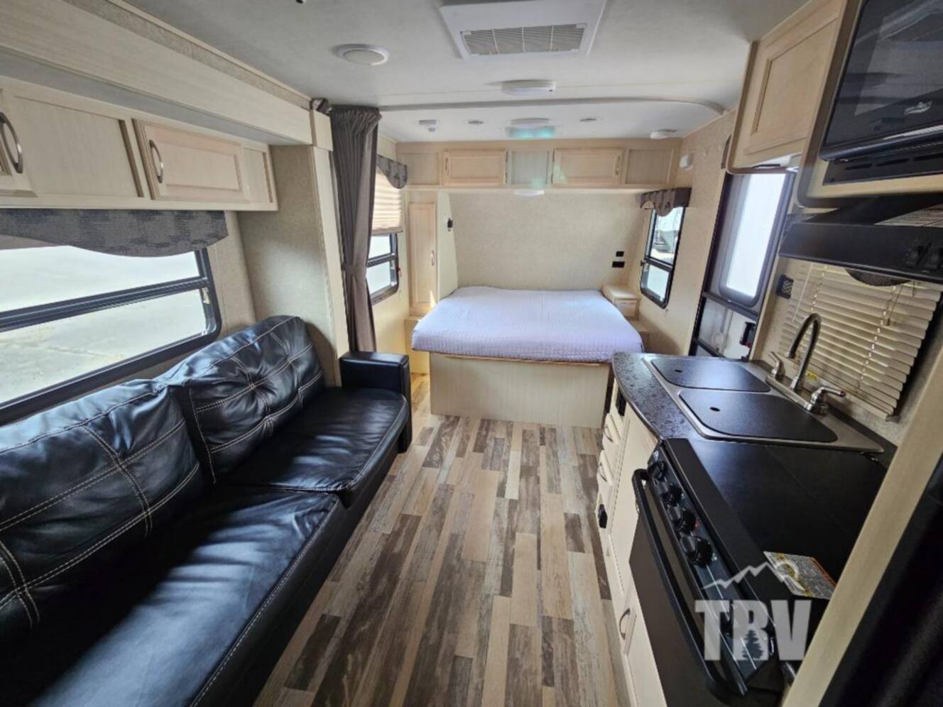 A photo of this 2018 Winnebago Industries Towables Micro Minnie 2106FBS