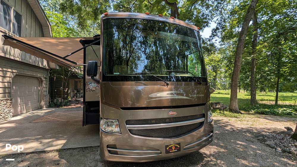 2013 Winnebago Sightseer 33C in sheridan IN
