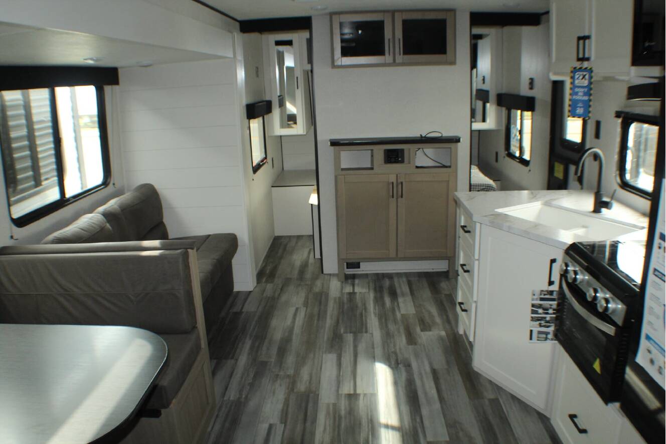 A photo of this 2026 Jayco Jay Flight SLX 261BHS
