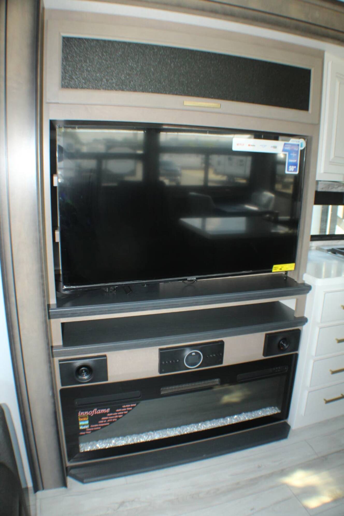 A photo of this 2025 Keystone Montana 3123RL