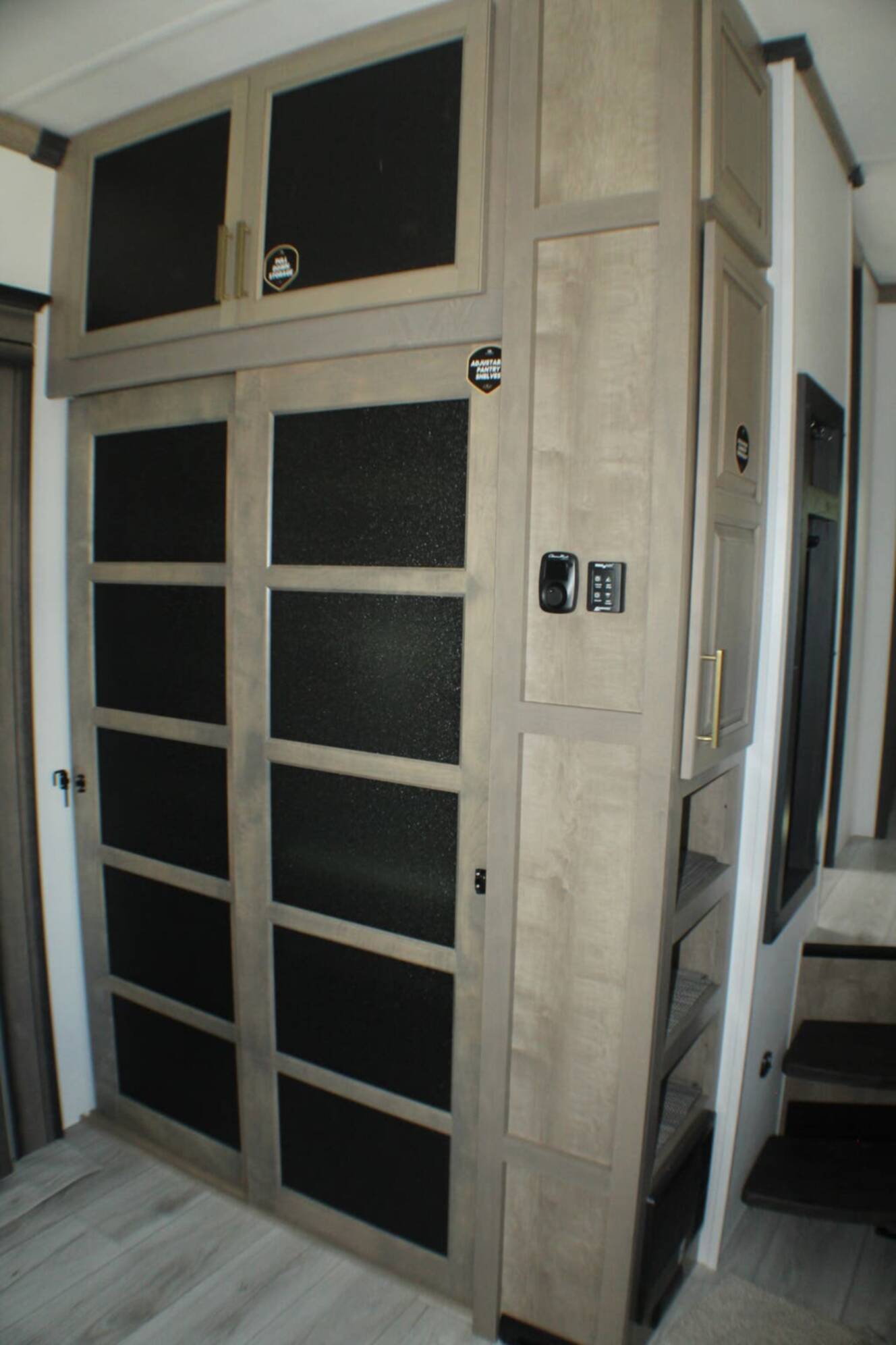 A photo of this 2025 Keystone Montana 3123RL