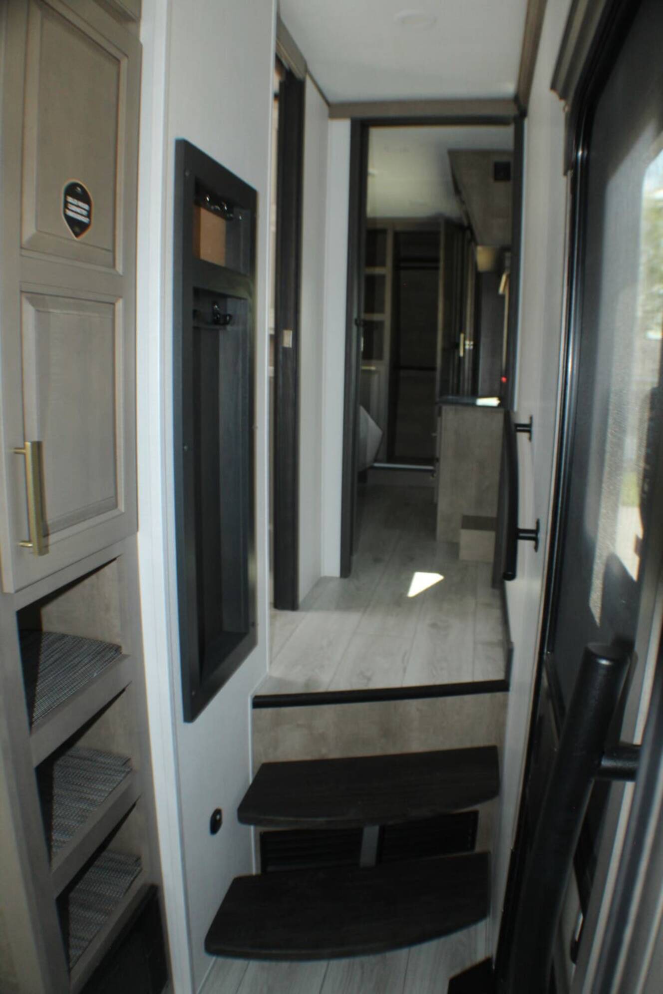 A photo of this 2025 Keystone Montana 3123RL