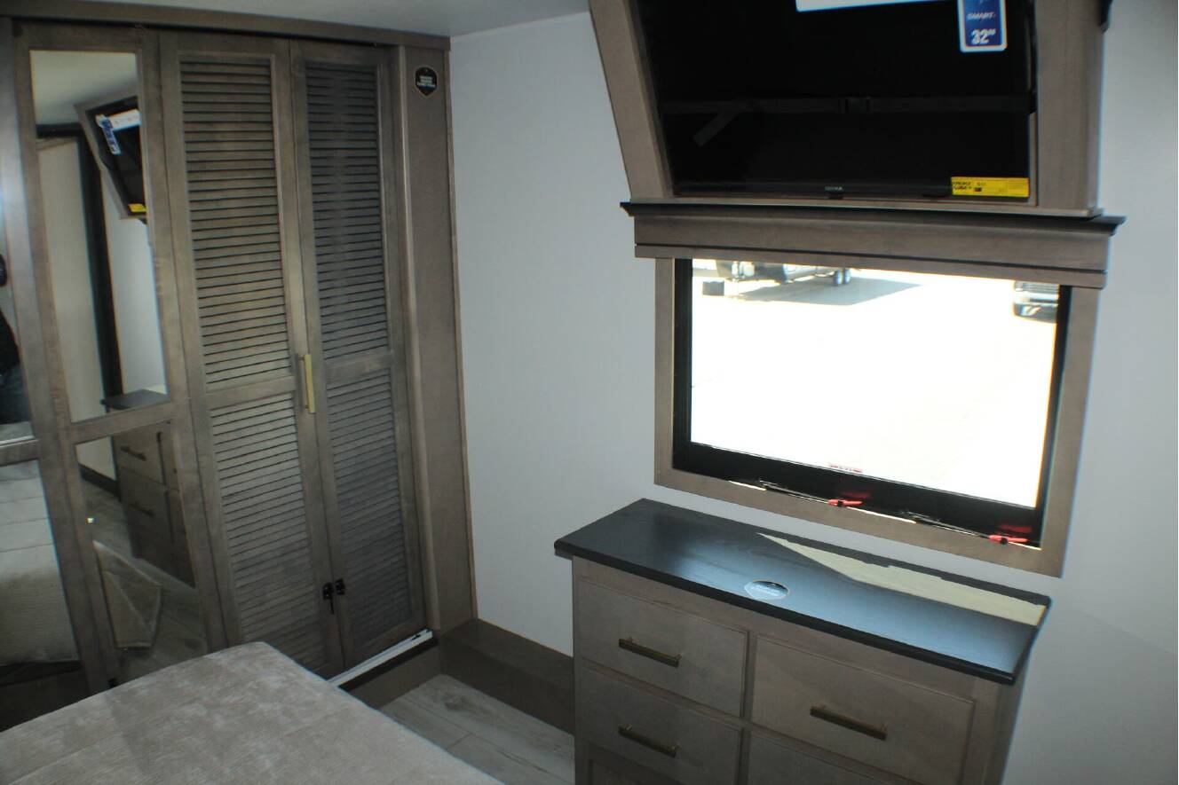 A photo of this 2025 Keystone Montana 3123RL