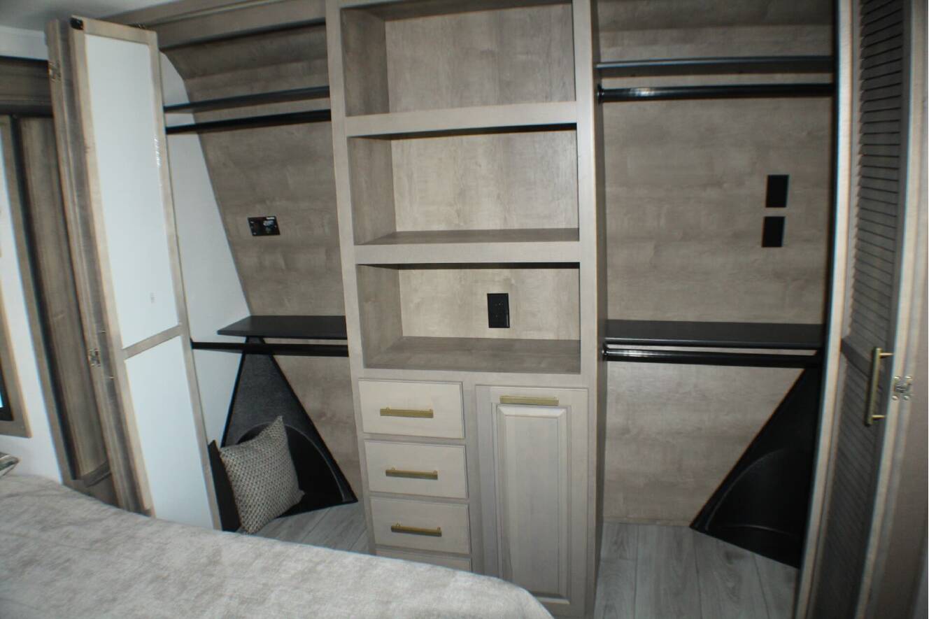 A photo of this 2025 Keystone Montana 3123RL