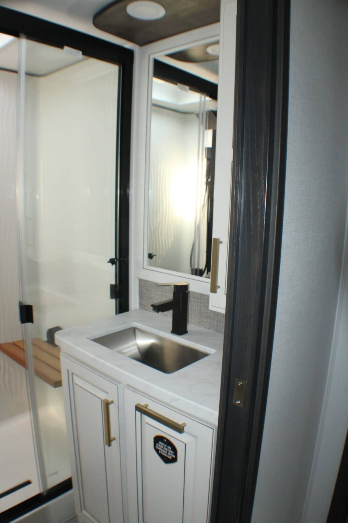 A photo of this 2025 Keystone Montana 3123RL