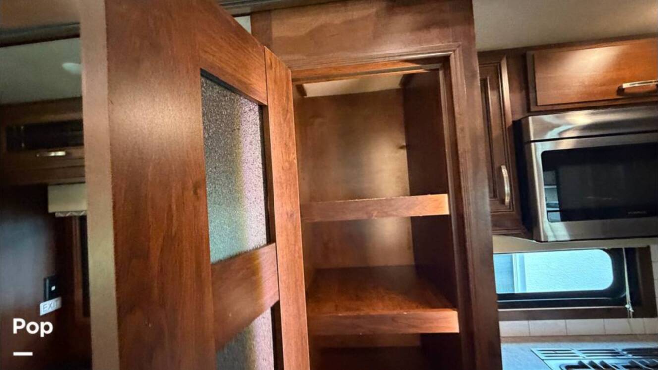 A photo of this 2020 Jayco Pinnacle 36SSWS
