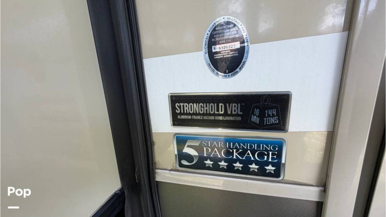 A photo of this 2020 Jayco Pinnacle 36SSWS