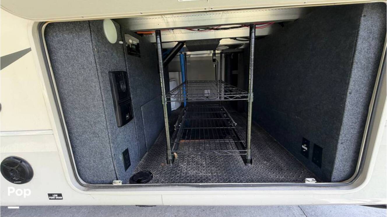A photo of this 2020 Jayco Pinnacle 36SSWS