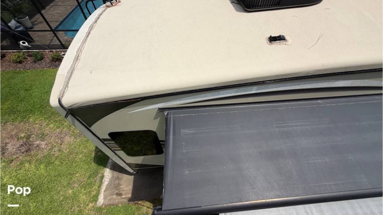 A photo of this 2020 Jayco Pinnacle 36SSWS