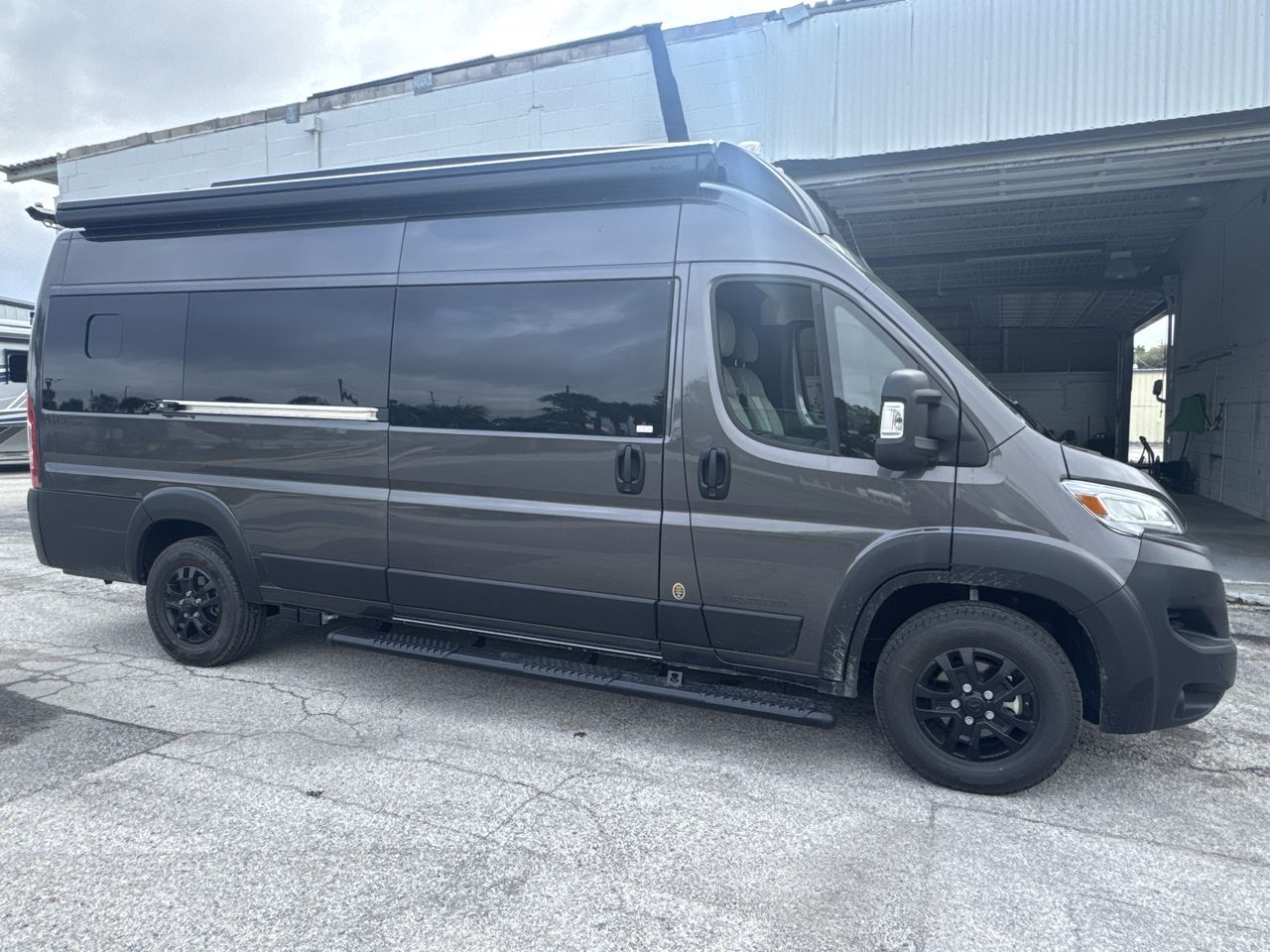 2026 Airstream Rangeline in dover FL