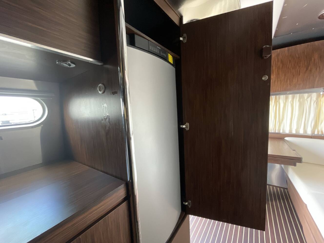A photo of this 2016 Airstream LAND YACHT 28FB
