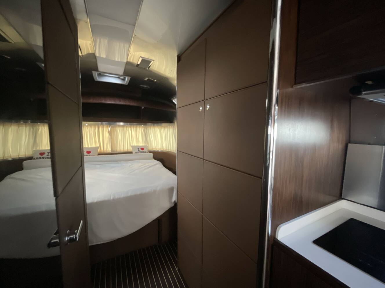 A photo of this 2016 Airstream LAND YACHT 28FB
