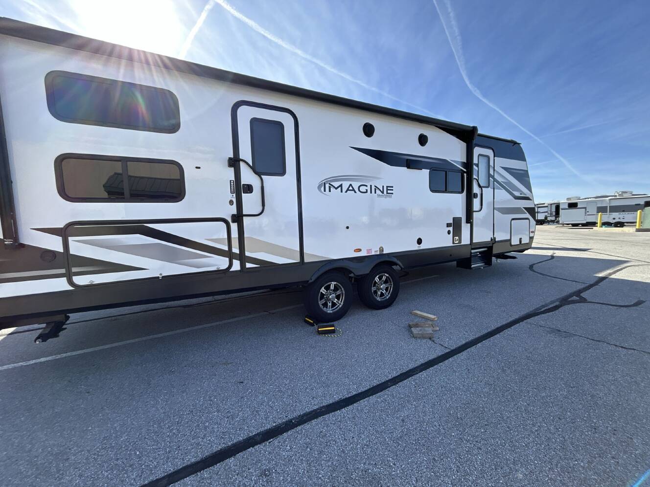 A photo of this 2023 Grand Design IMAGINE 2800BH