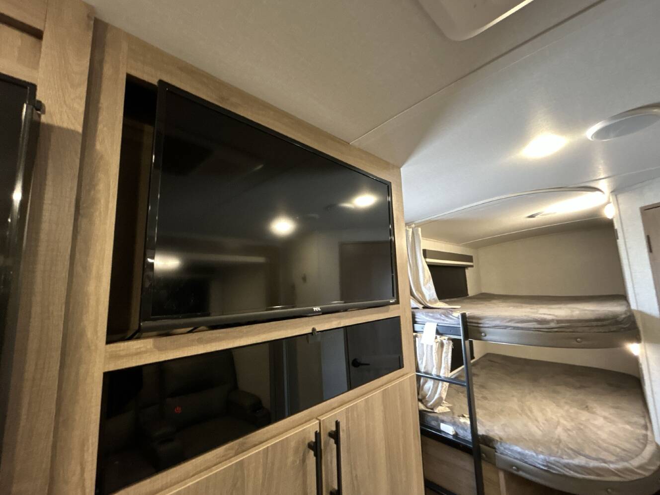 A photo of this 2023 Grand Design IMAGINE 2800BH