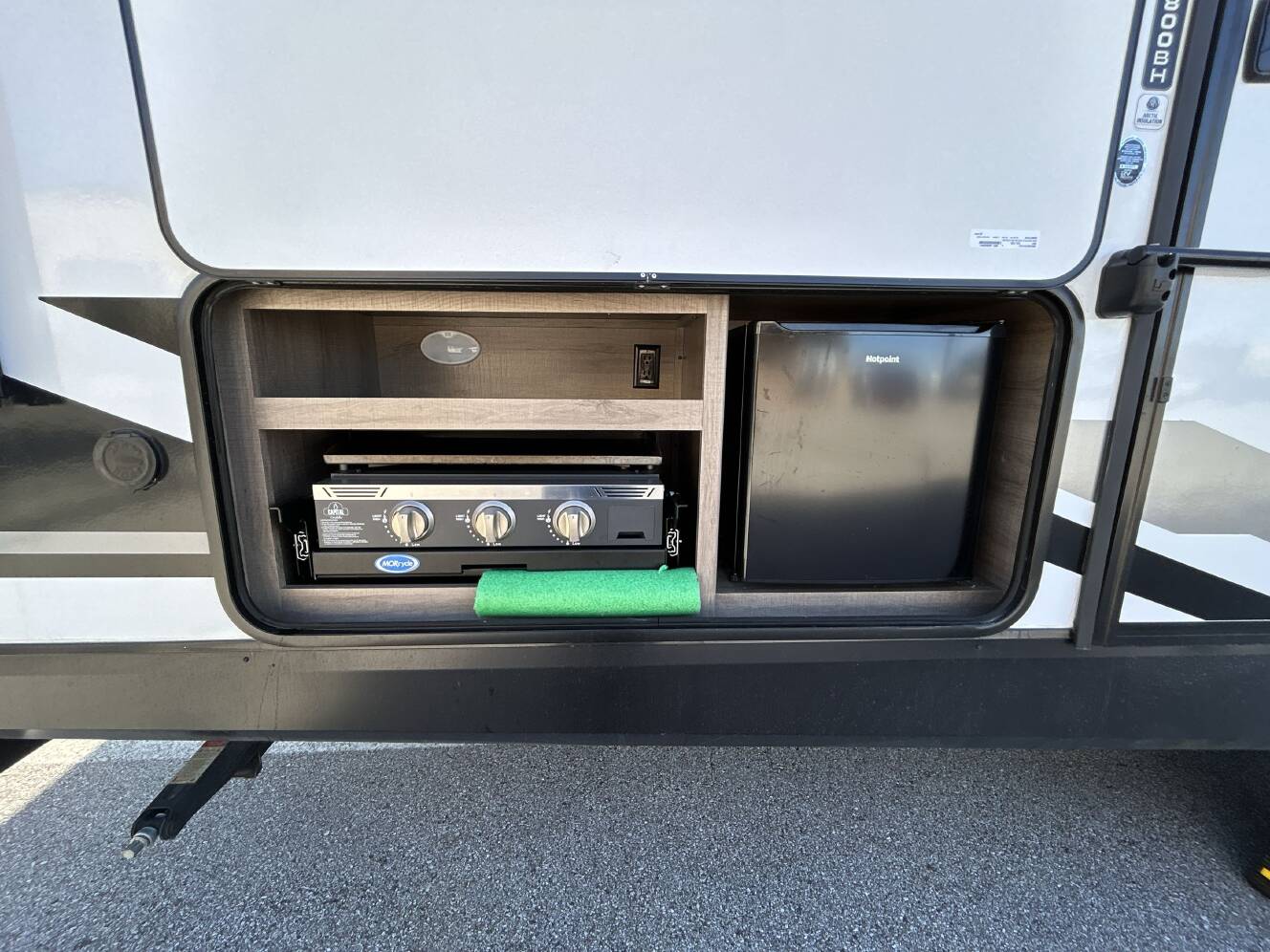 A photo of this 2023 Grand Design IMAGINE 2800BH