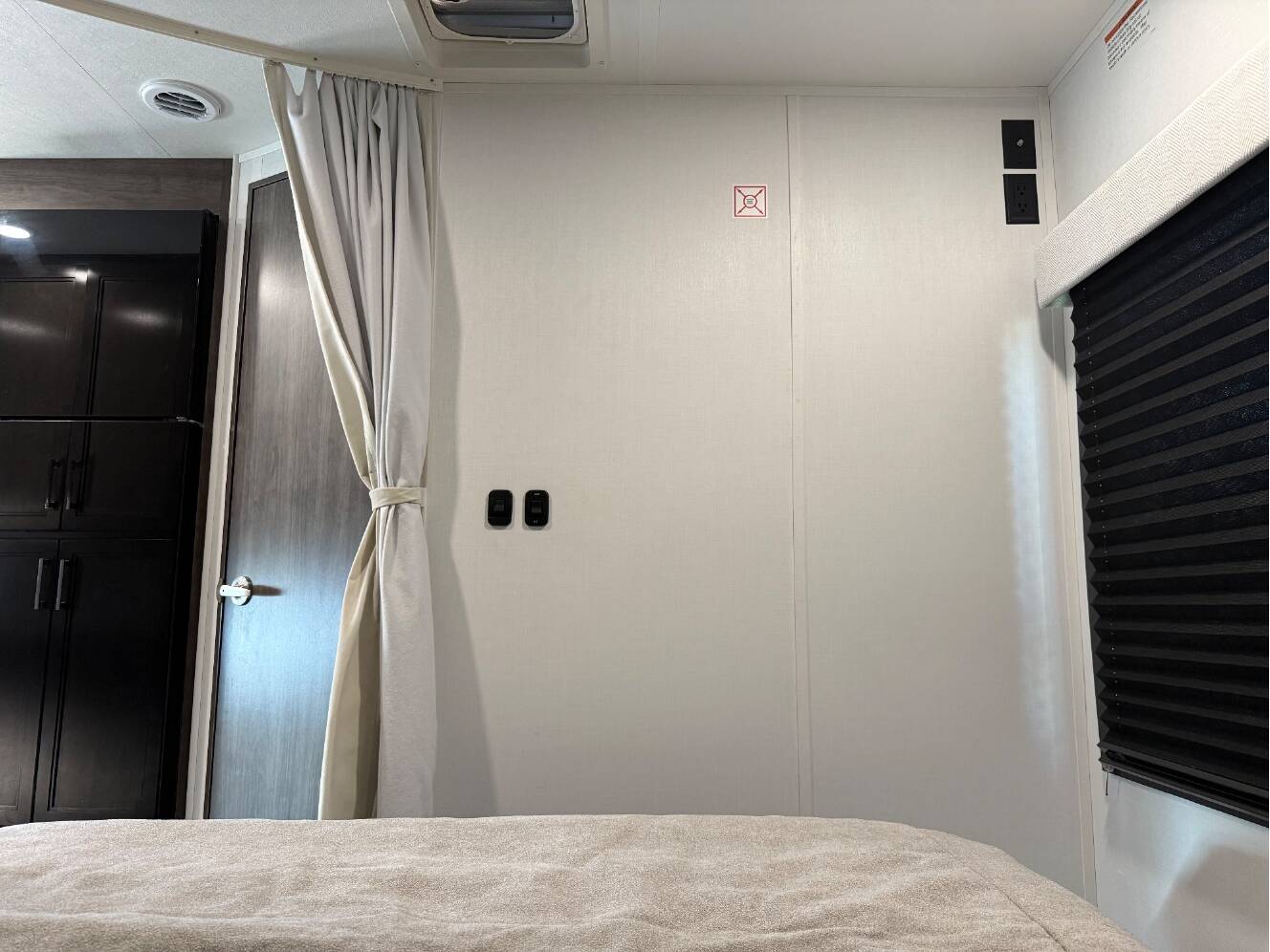 A photo of this 2026 Jayco REDHAWK SE 22CF
