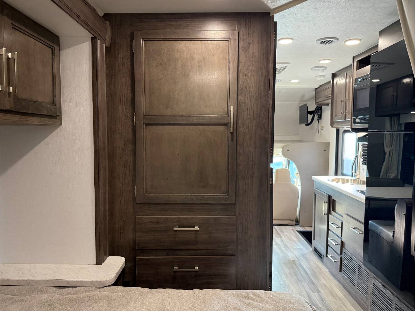 A photo of this 2026 Jayco REDHAWK SE 22CF